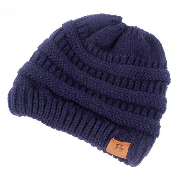 BEANIEHUT капа во различни бои